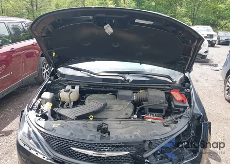 2022 Chrysler Voyager Lx из США, поврежденный, VIN 2C4RC1CG9NR126478